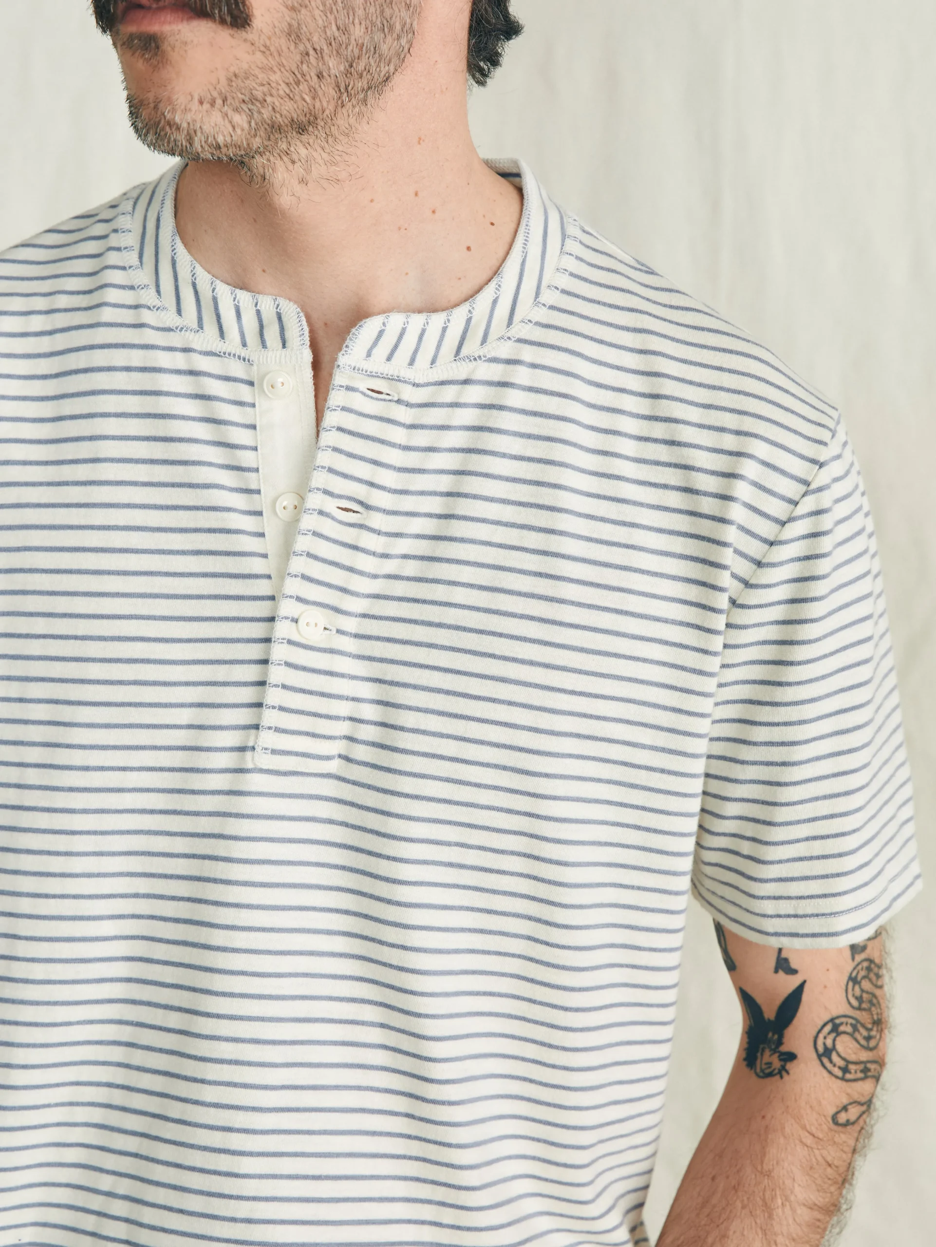 Faherty Brand Short-Sleeve Sunwashed Henley -^ T-Shirts & Henleys