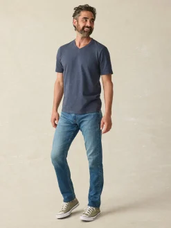 Faherty Brand Sunwashed V-Neck Tee -^ T-Shirts & Henleys